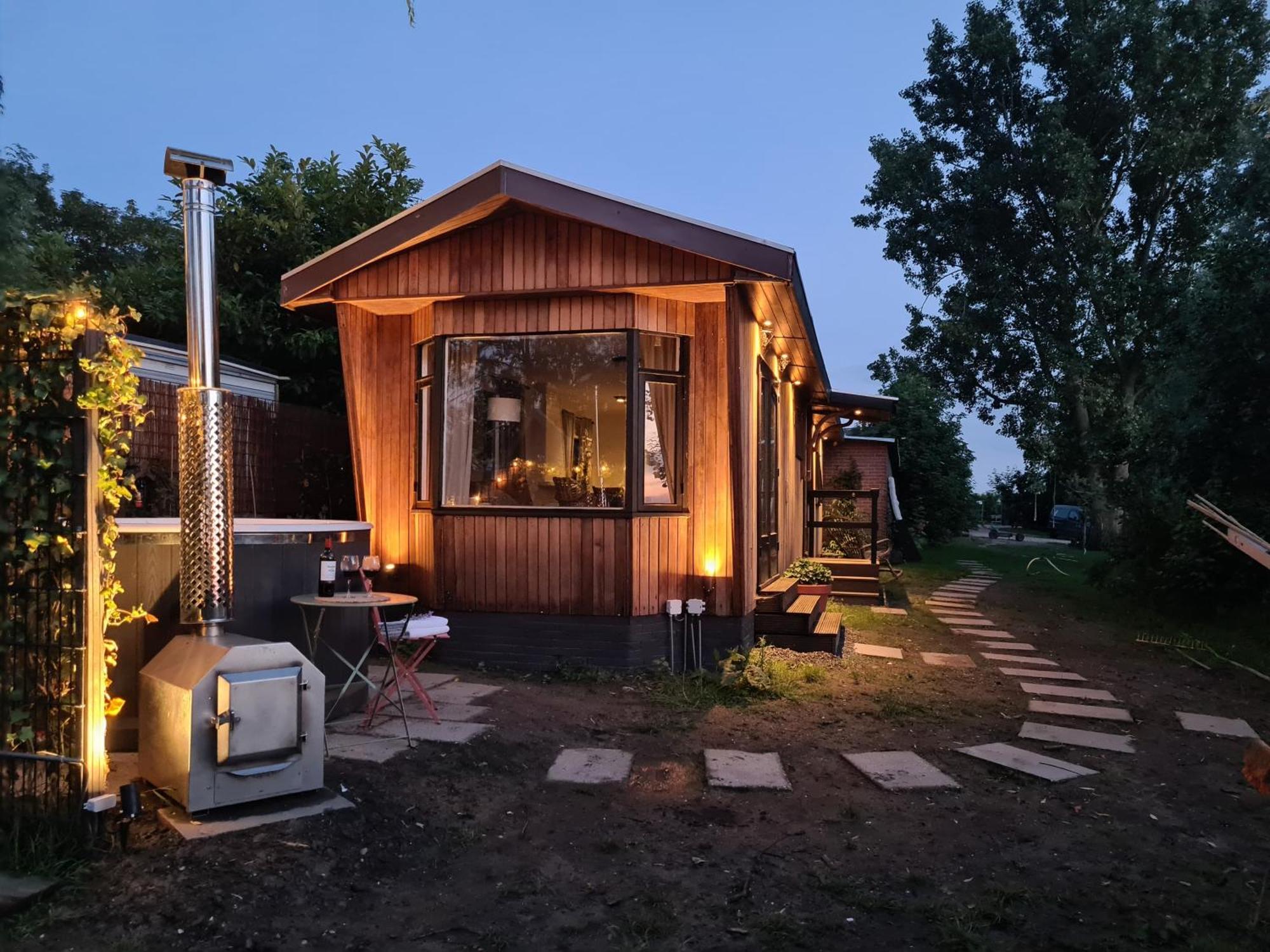 Cherry Cottage Schoonrewoerd Exteriör bild